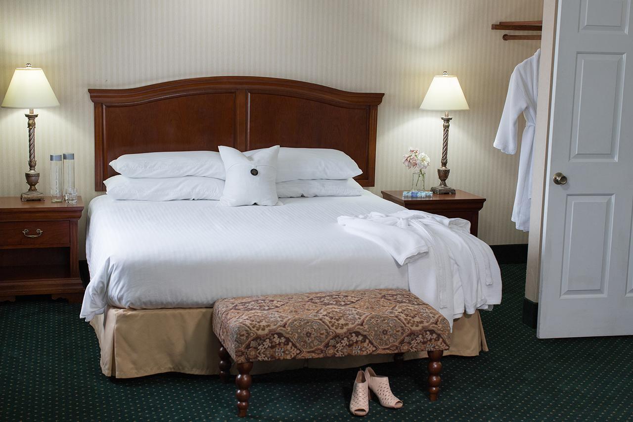 Rogue Regency Inn & Suites Medford Eksteriør bilde
